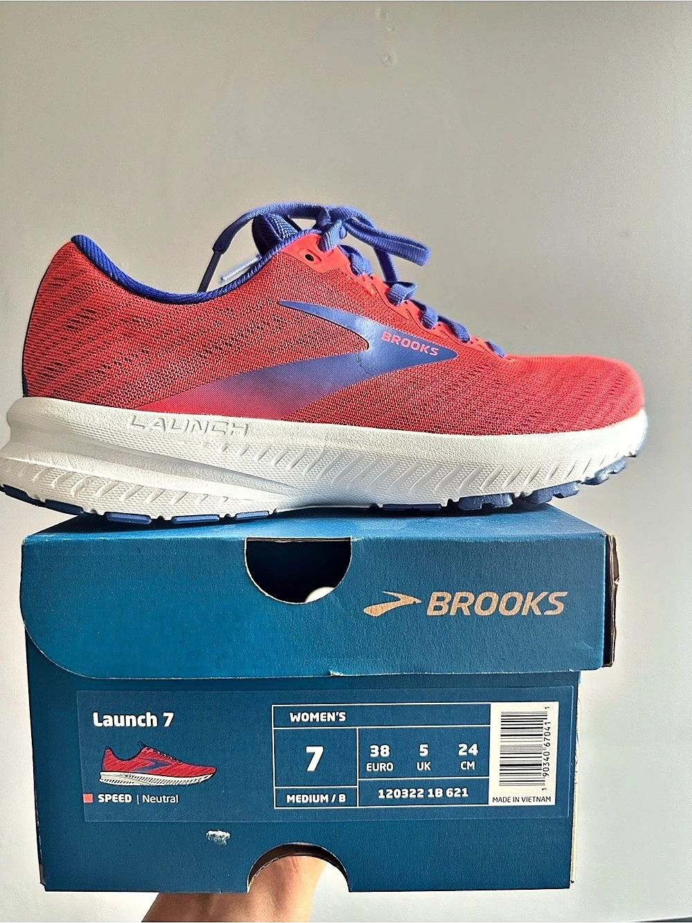 Brooks Launch 7 Athletic Shoes Red & Blue US 7 Like New